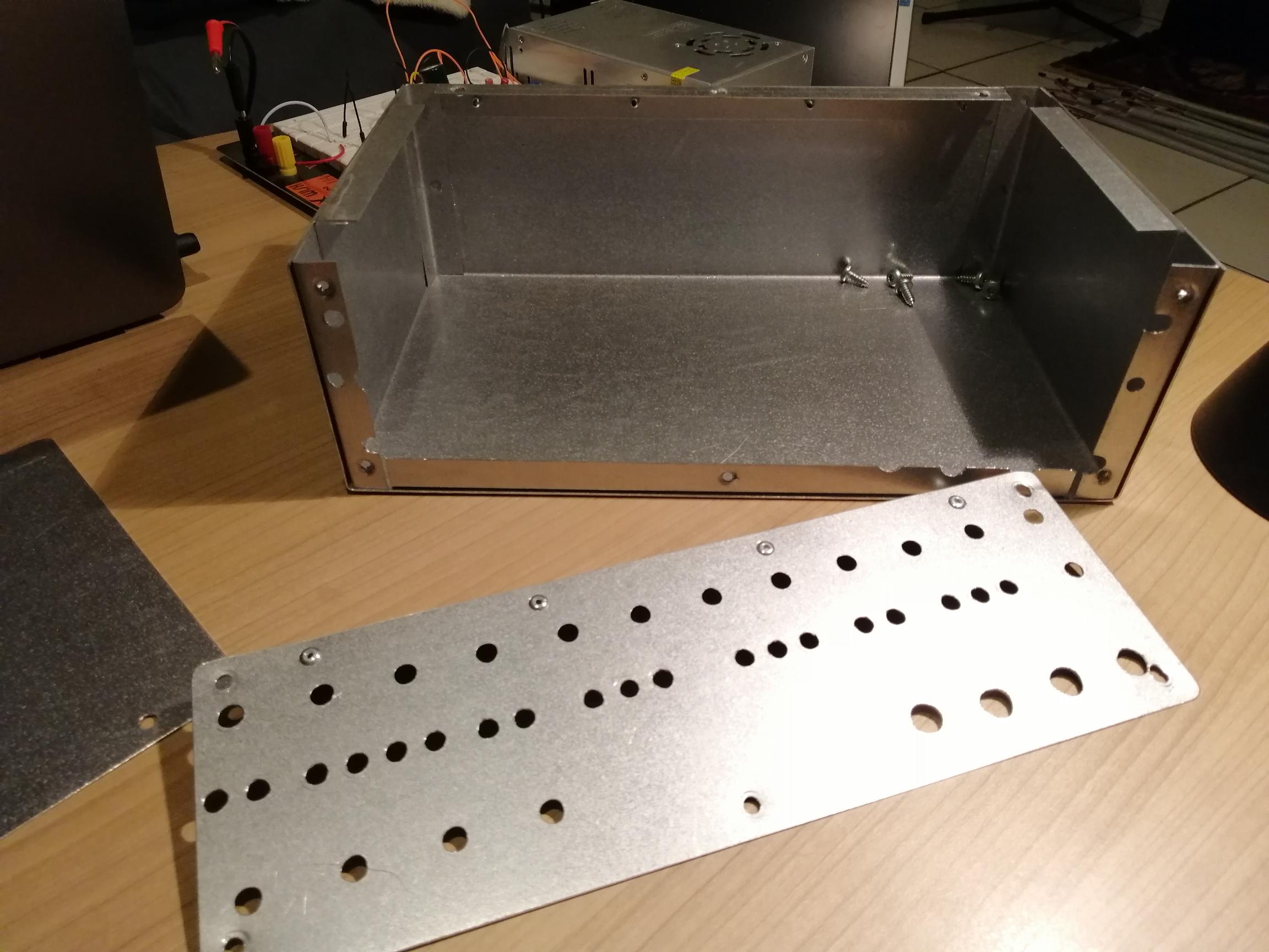 Box of the synth